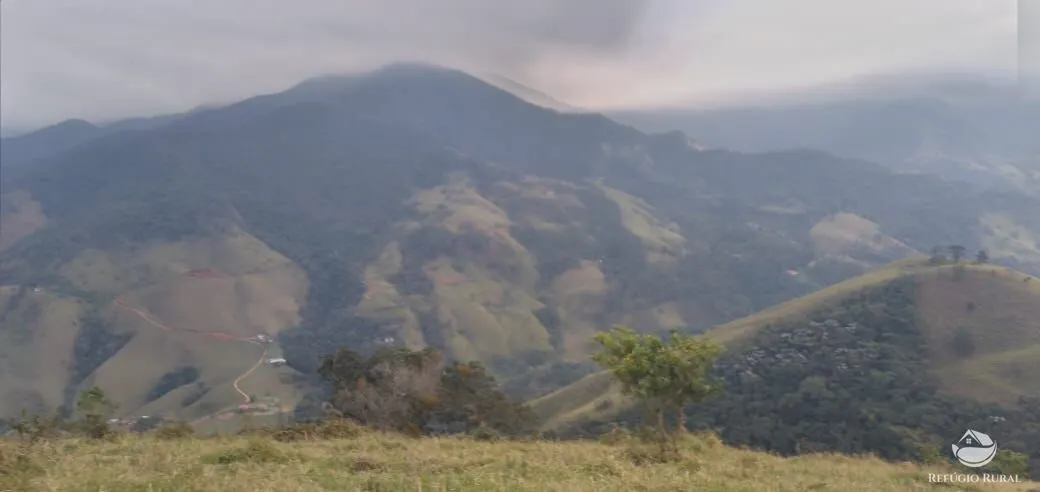 Terreno à venda de 13 ha em São José dos Campos, SP, Brasil