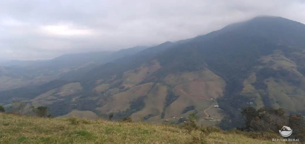 Terreno à venda de 13 ha em São José dos Campos, SP, Brasil
