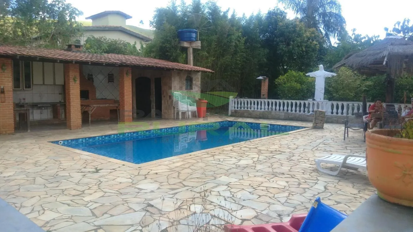 Chácara à venda de 750 m² em Santana de Parnaíba, SP, Brasil