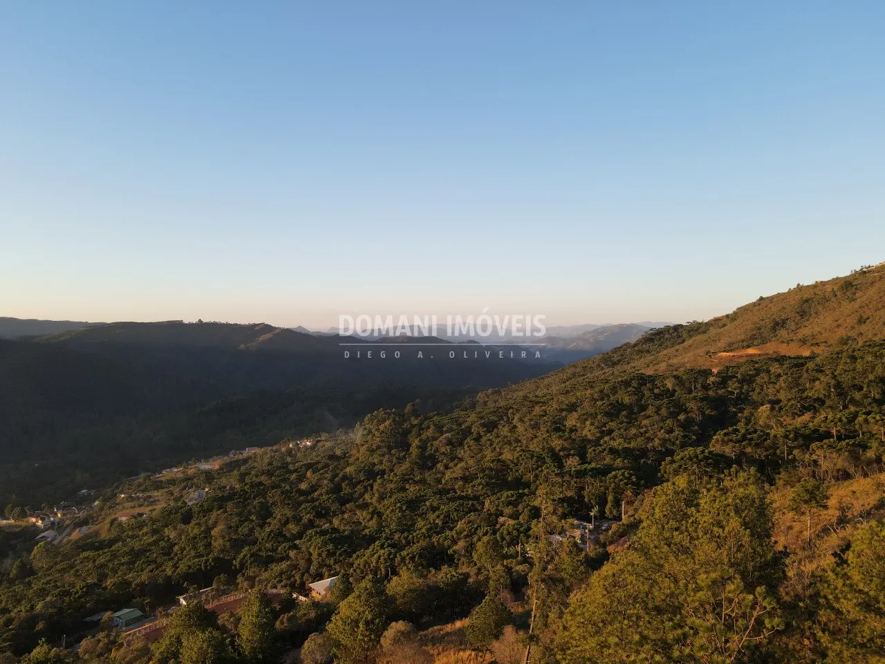 Plot for sale of 2 acres in Campos do Jordão, SP, Brazil