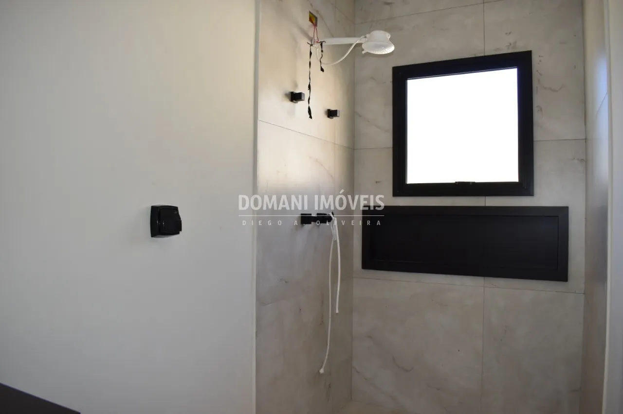 Casa à venda de 1.000 m² em Campos do Jordão, SP, Brasil