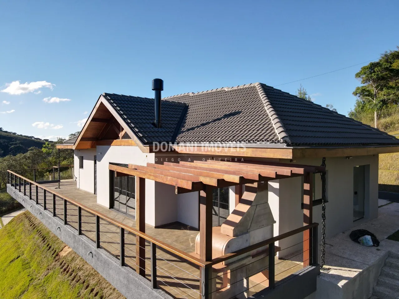 Casa à venda de 1.000 m² em Campos do Jordão, SP, Brasil