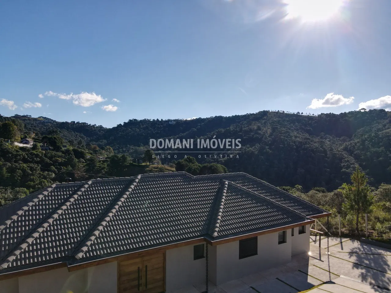 Casa à venda de 1.000 m² em Campos do Jordão, SP, Brasil
