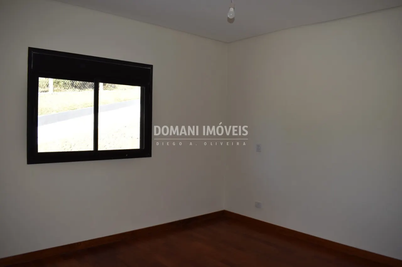 Casa à venda de 1.000 m² em Campos do Jordão, SP, Brasil