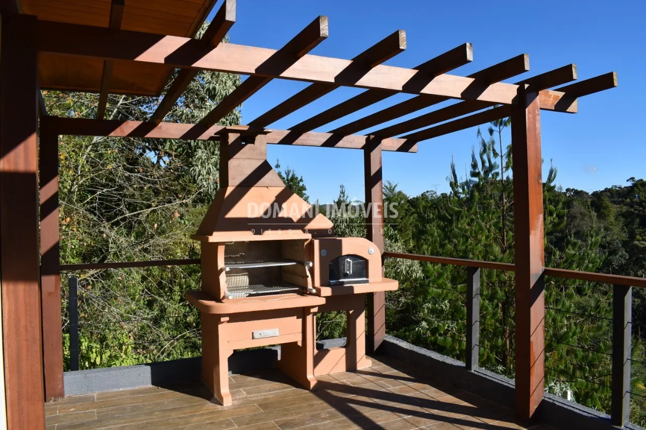 Casa à venda de 1.000 m² em Campos do Jordão, SP, Brasil