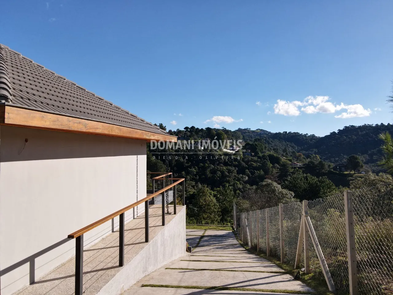 Casa à venda de 1.000 m² em Campos do Jordão, SP, Brasil