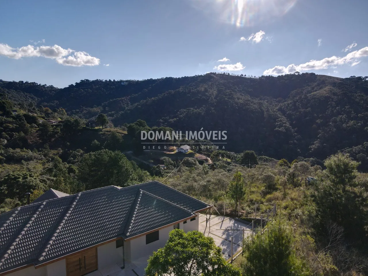 Casa à venda de 1.000 m² em Campos do Jordão, SP, Brasil