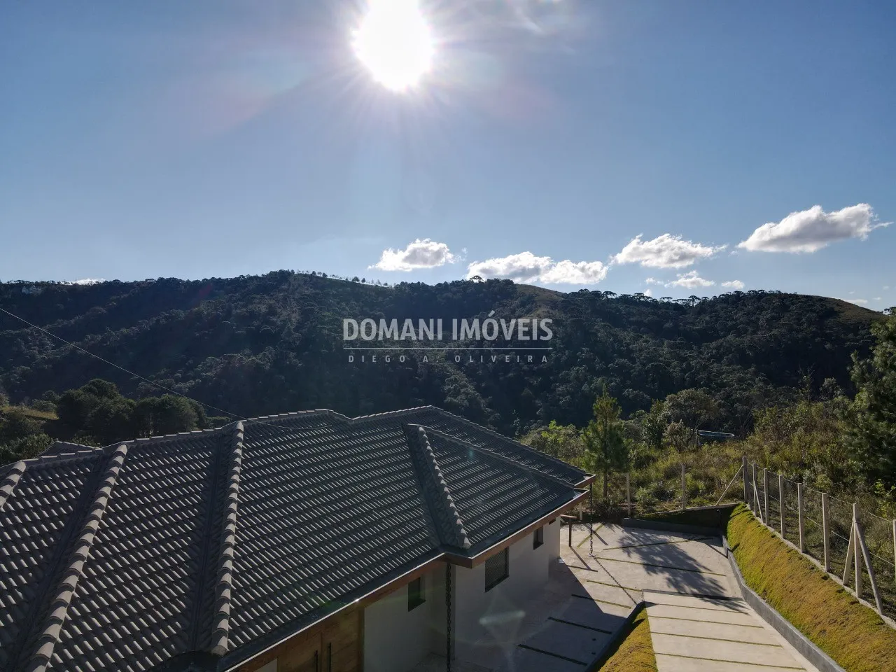 Casa à venda de 1.000 m² em Campos do Jordão, SP, Brasil