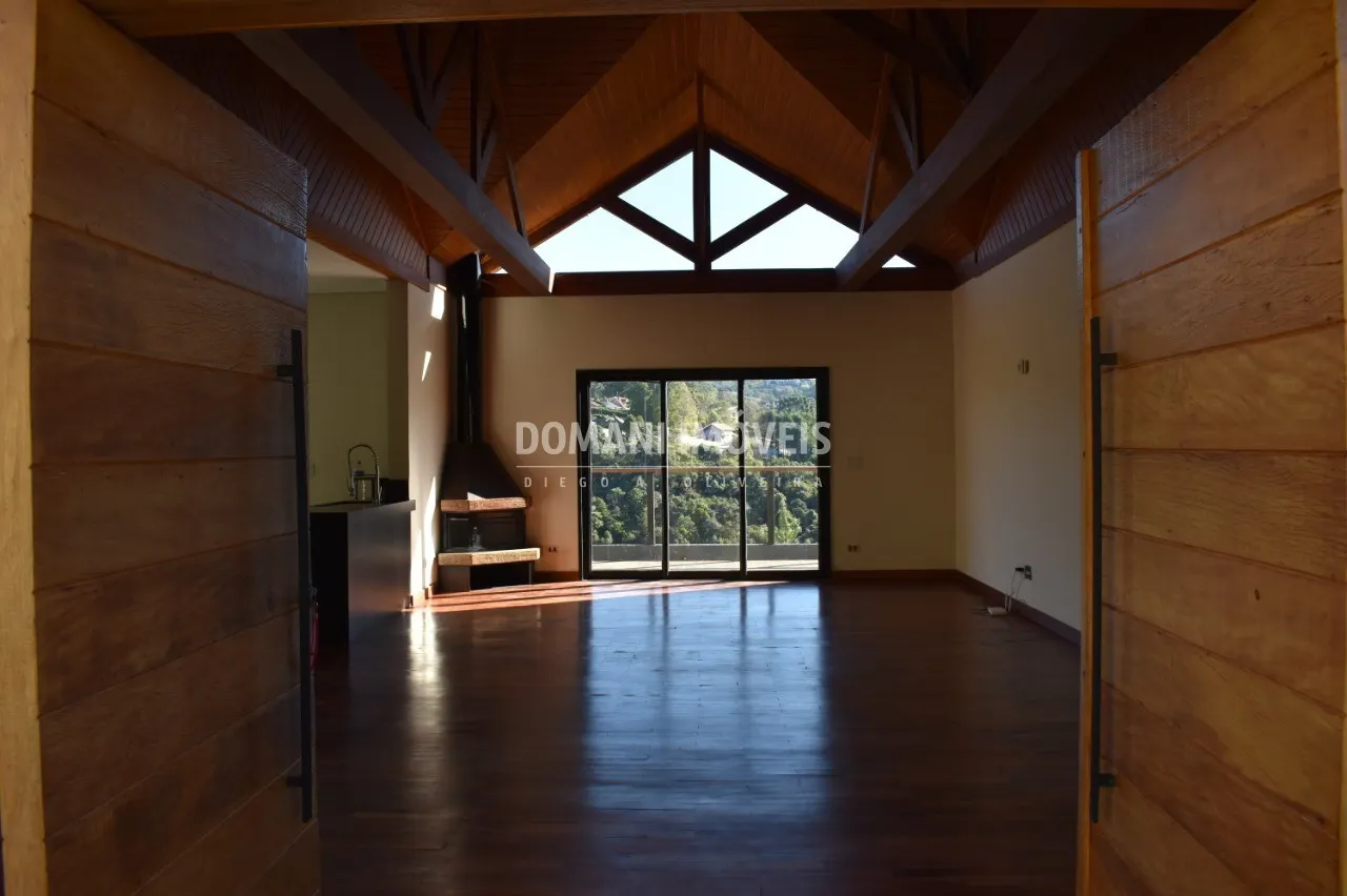 Casa à venda de 1.000 m² em Campos do Jordão, SP, Brasil