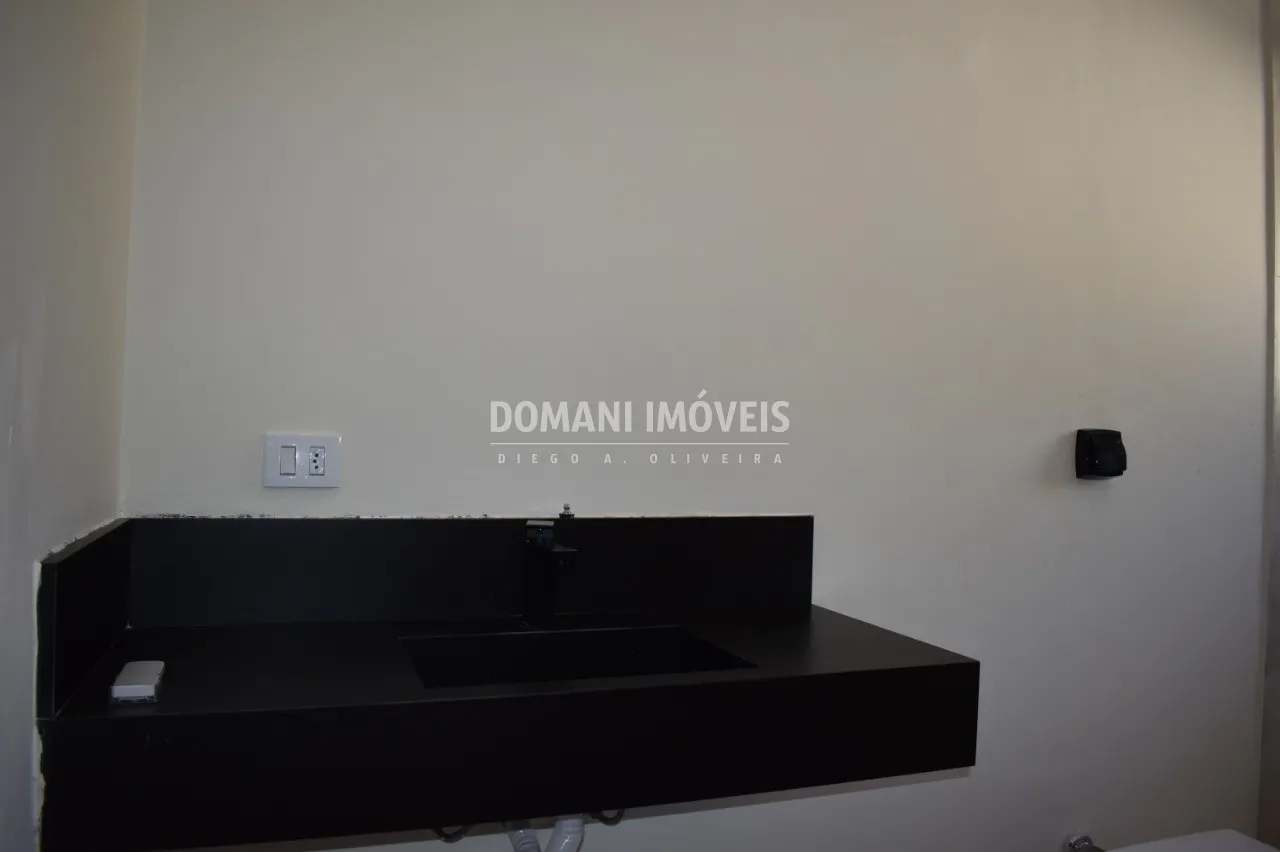 Casa à venda de 1.000 m² em Campos do Jordão, SP, Brasil