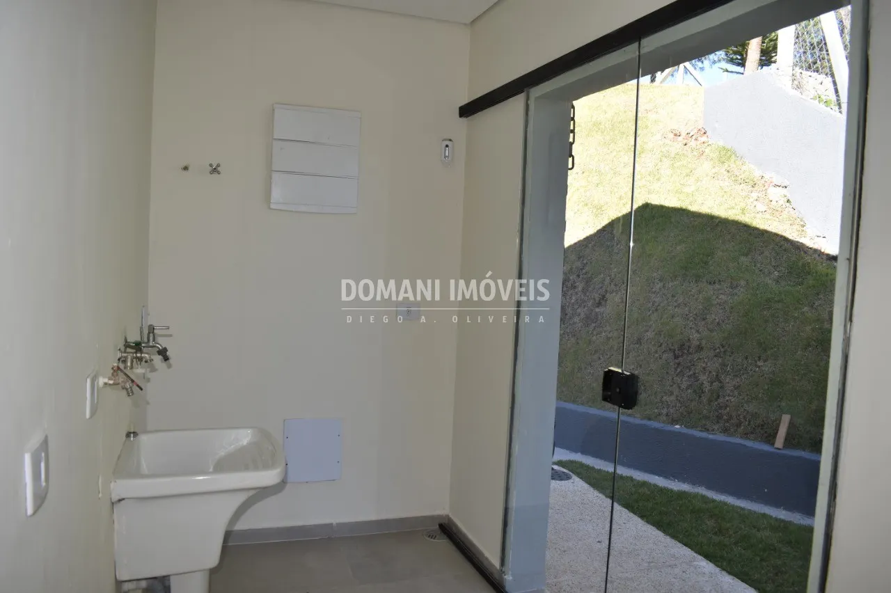 Casa à venda de 1.000 m² em Campos do Jordão, SP, Brasil