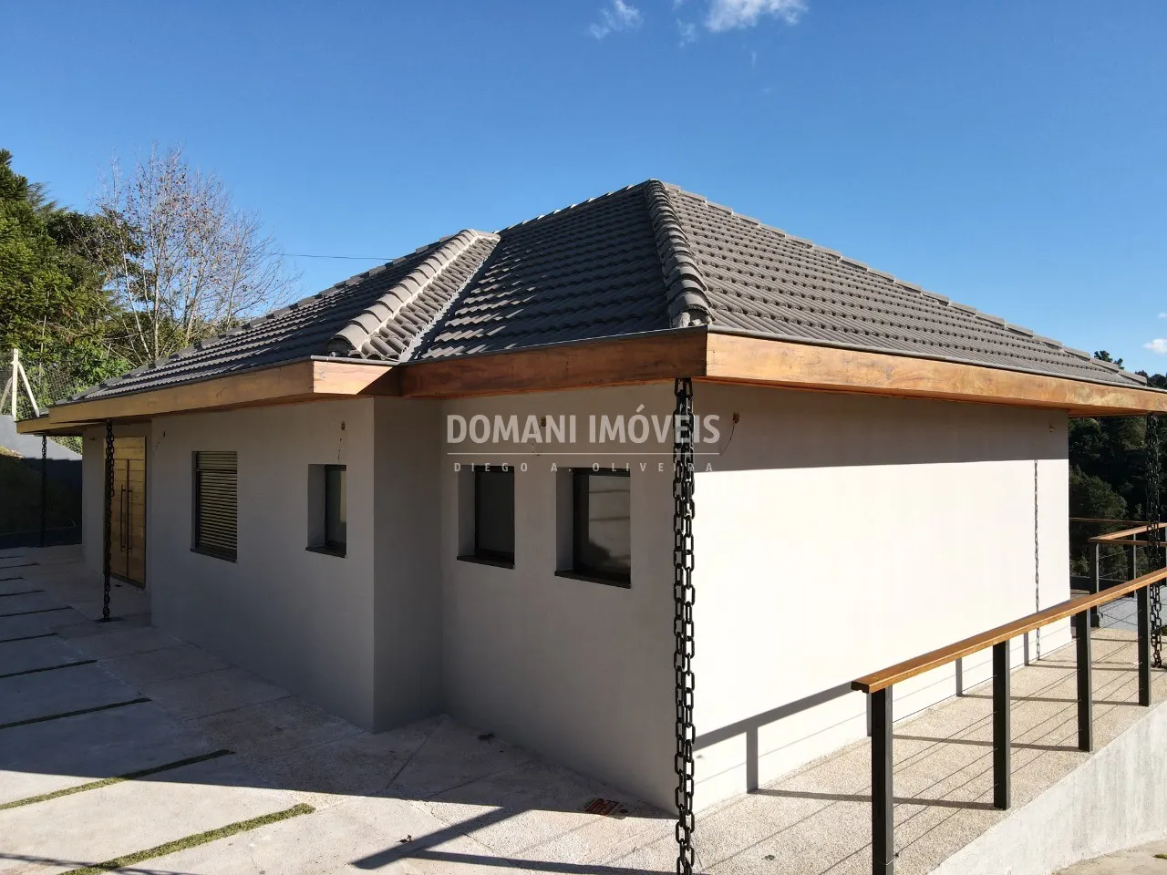 Casa à venda de 1.000 m² em Campos do Jordão, SP, Brasil